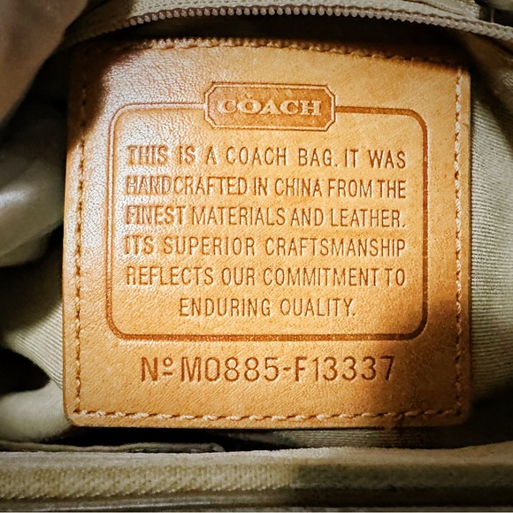 Vintage Coach soho shoulder bag Cream and Tan Women's tote Bag - Picture 9 of 17